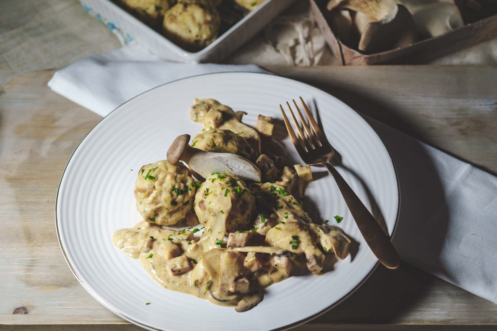 Cremige Sauce mit Kräuterseitlingen