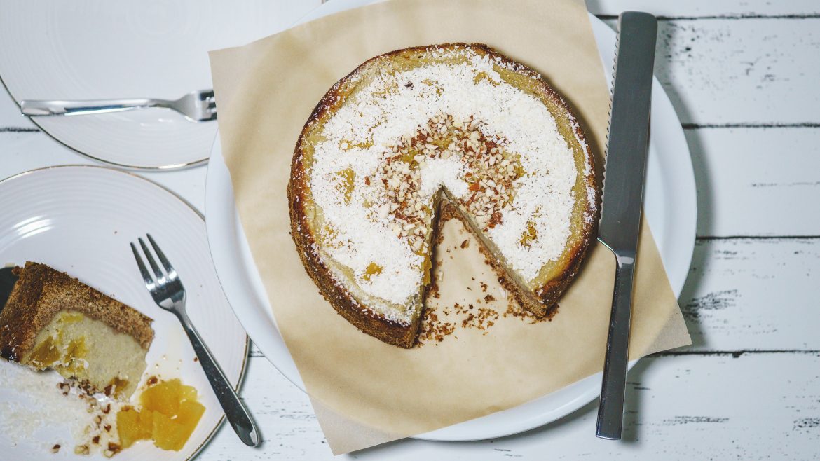 Veganer Käsekuchen mit Ananas